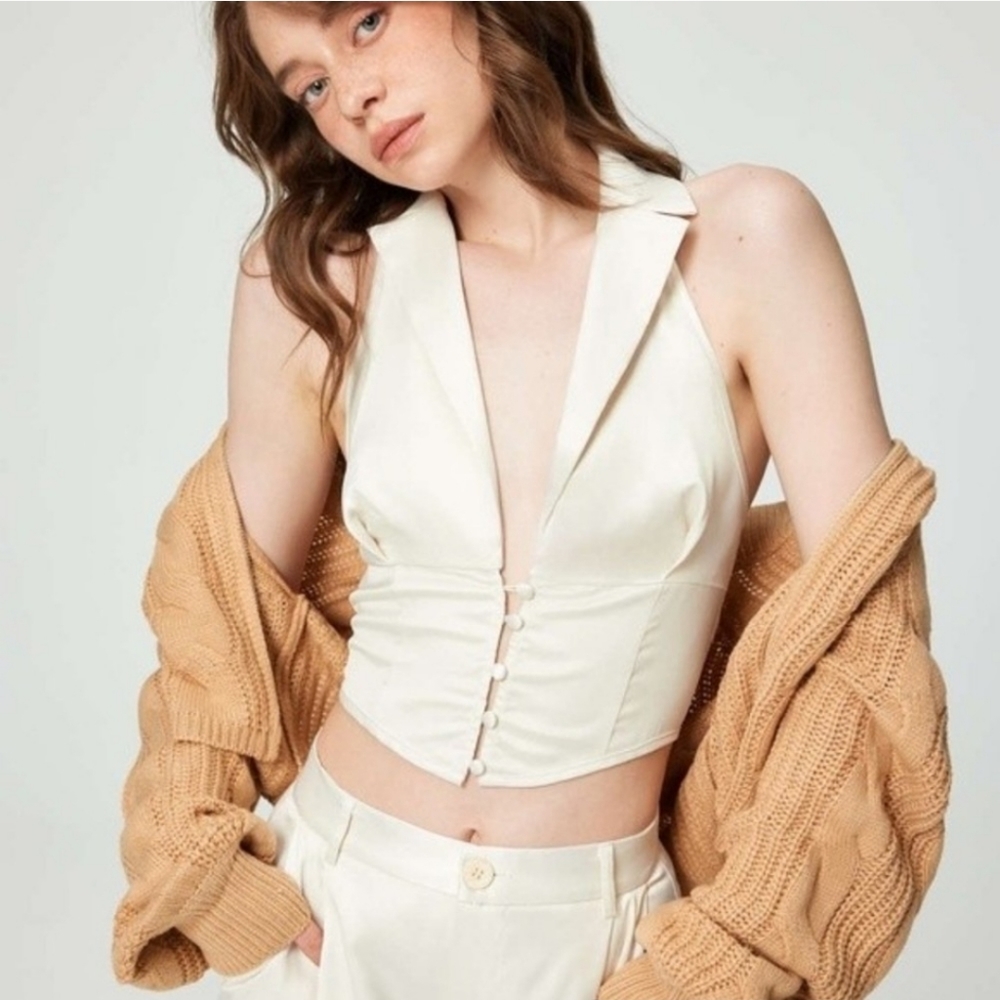 Cider Solid V-neck Halter Tank Top Large